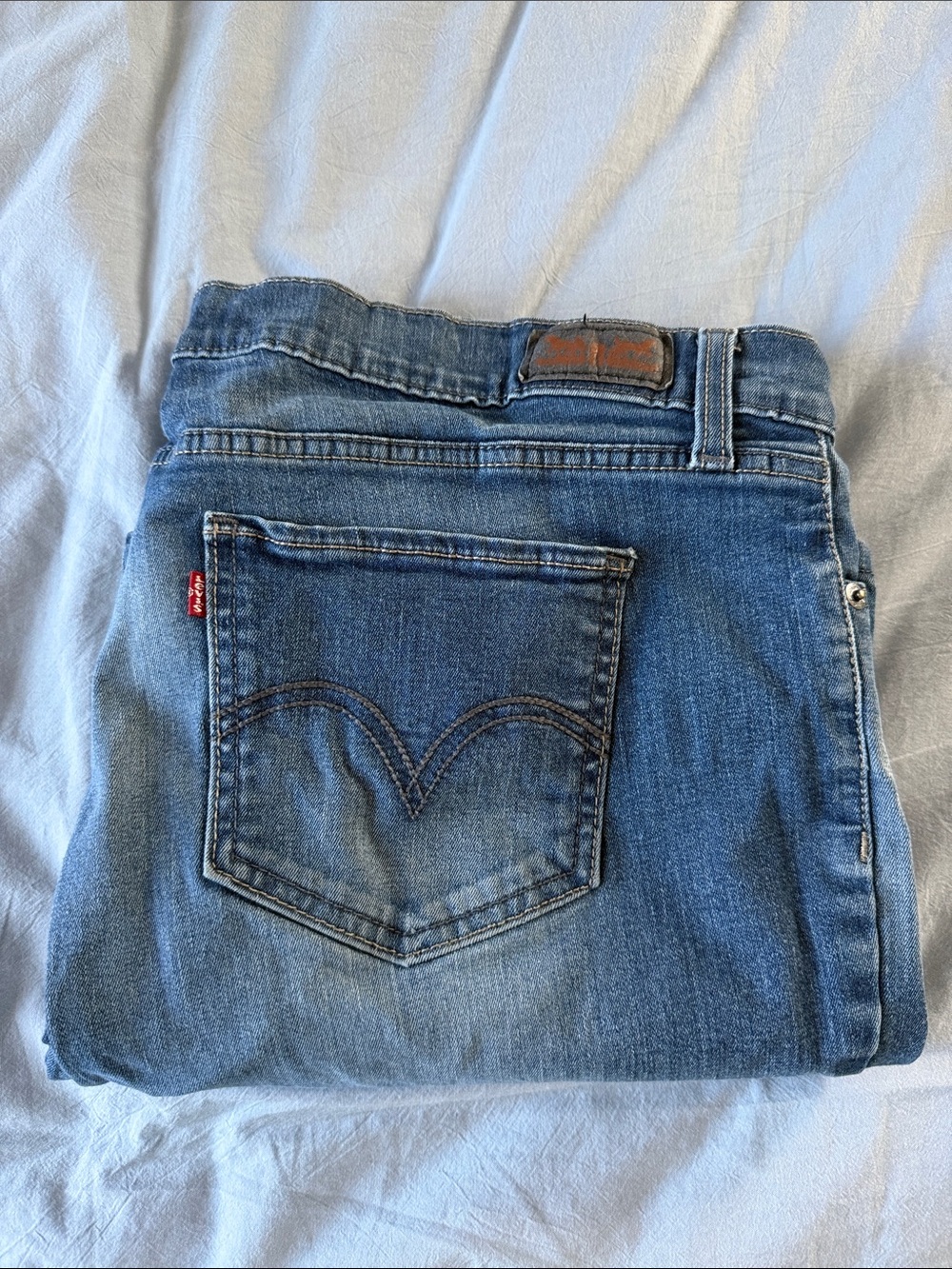 Levi's Women's Blue Straight-Leg Denim Jeans
